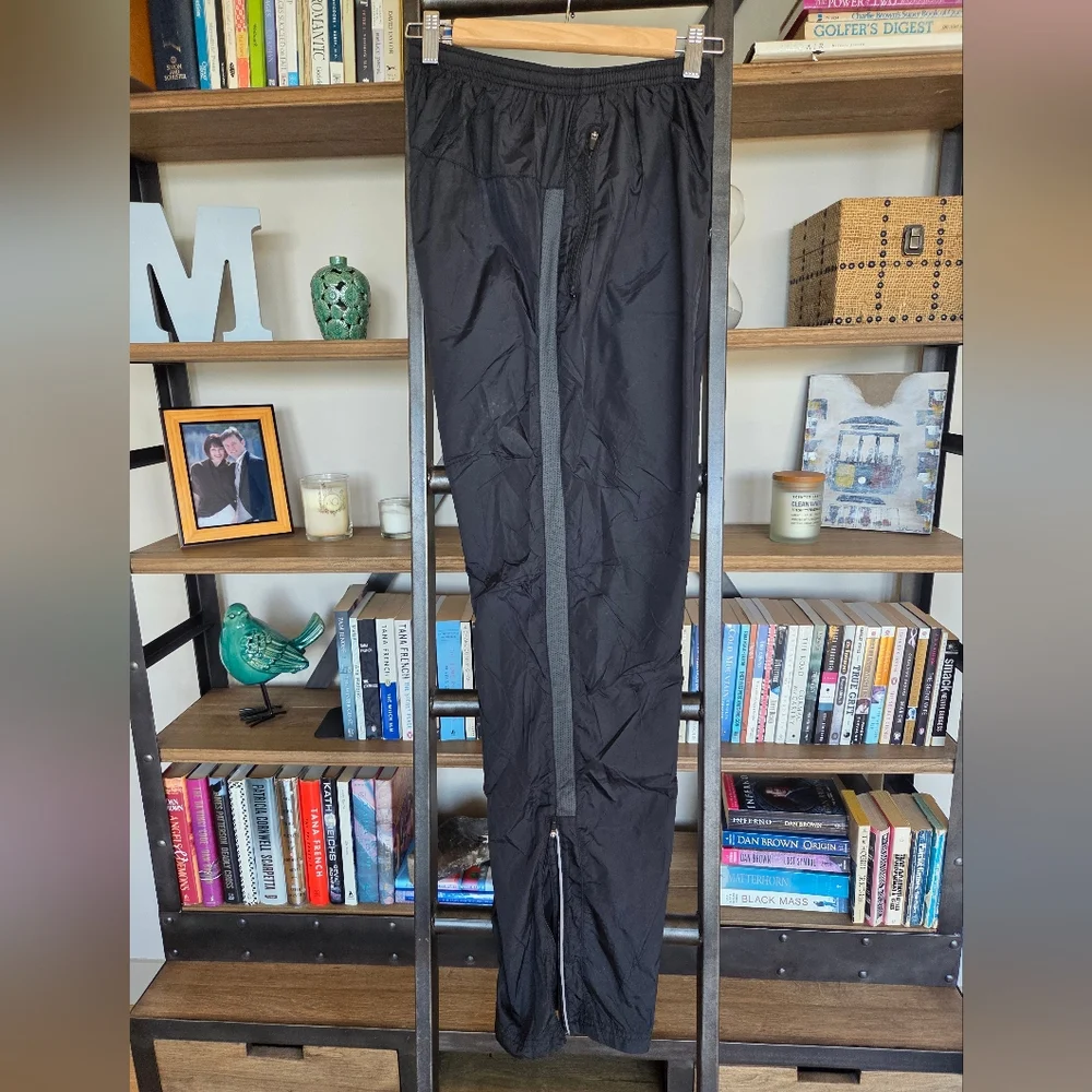 Nike Running Wind Protection Pants, Size Medium - Picture 3 of 9